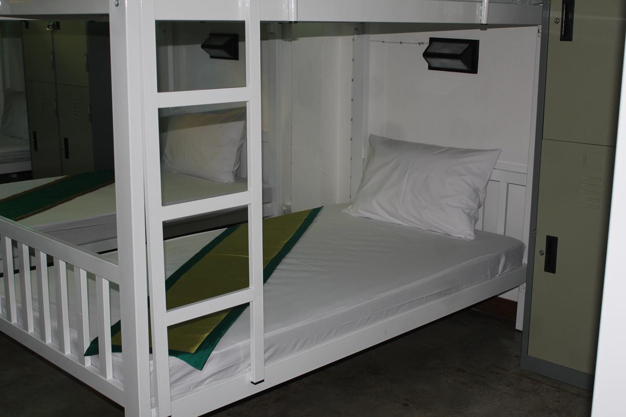 Siri Krabi Hostel Phòng bức ảnh